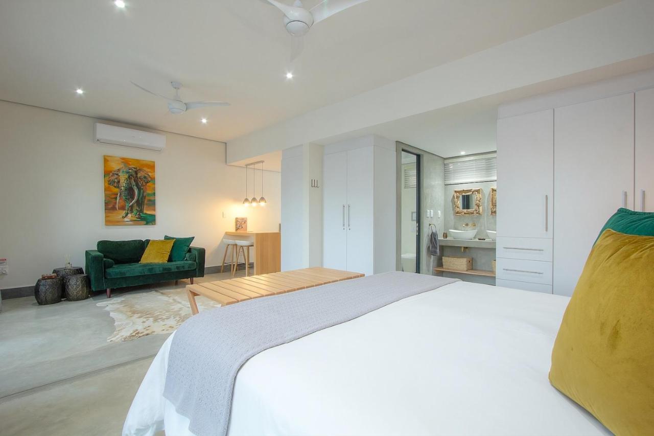 Villa Kruger'S Keep - Luxury Couples Haven Marloth Park Exterior foto