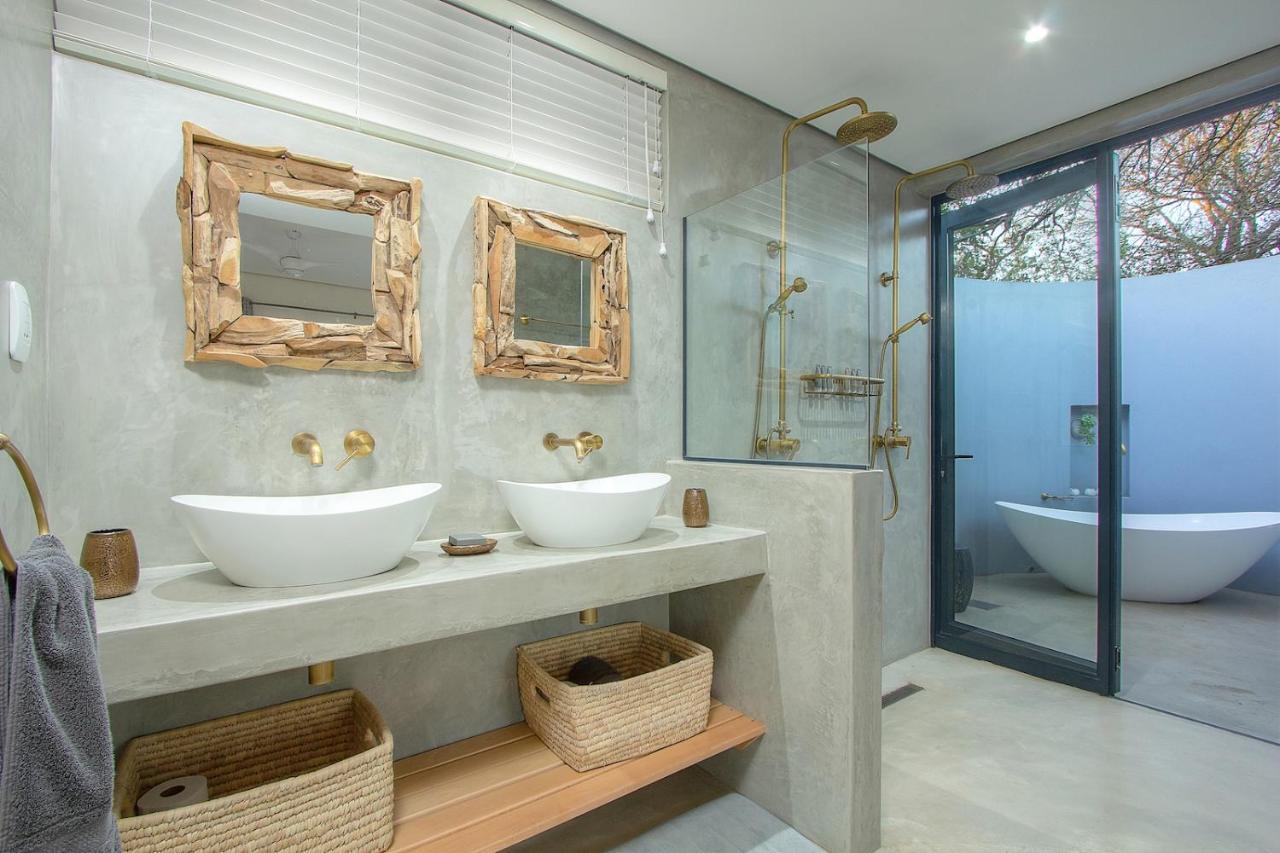 Villa Kruger'S Keep - Luxury Couples Haven Marloth Park Exterior foto