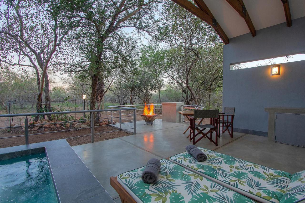 Villa Kruger'S Keep - Luxury Couples Haven Marloth Park Exterior foto