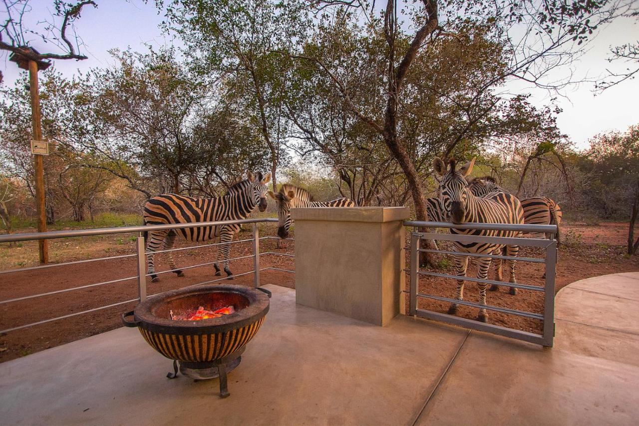 Villa Kruger'S Keep - Luxury Couples Haven Marloth Park Exterior foto